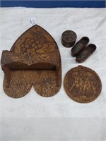 Misc Pyrography Items-Wall Decorations, Box x4
