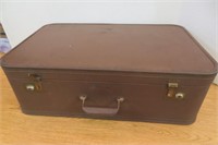 Vintage Suitcase / Luggage