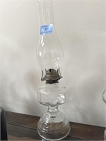 PATTERN GLASS CLEAR GLASS OIL LAMP