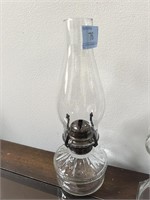 SMALL CLEAR GLASS OIL LAMP