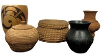 Collection Native American Vases, Baskets