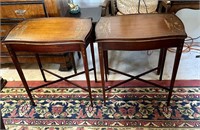 Vintage Pair of End/Occasional Tables