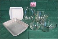 Baking Pans - Glass Pyrex Pie Pans & Glass Bowls