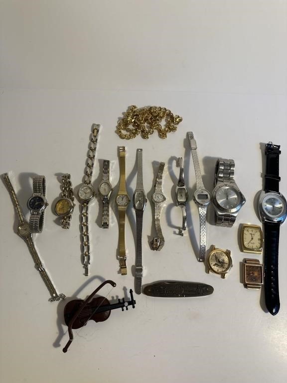 Large lot of vintage watches men’s and women’s