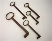 5 JAILER STYLE KEY LOT - 7 1/4"L