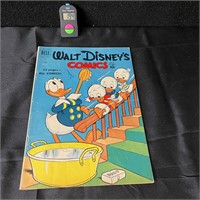 Walt Disney's Comics & Stories 125