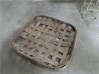 Tobacco Basket