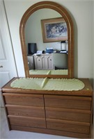 Vanity Dresser