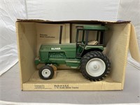 Scale Models White Oliver Cab Tractor Die Cast