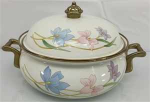 Vintage Lily Enamelware made in Taiwan. ROC