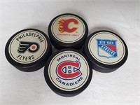 NHL HOCKEY TEAM LOGO PUCKS