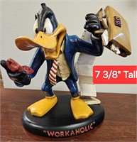 Looney Tunes Daffy Duck "Workaholic" Statue READ