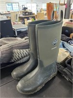 Muck Boots size 12