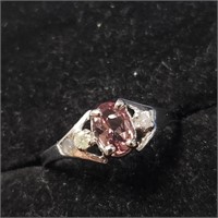 $700 10K  Natural Color Chaning Garnet(0.4ct) Diam