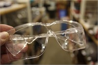 4 PAIR SAFETY GLASSES