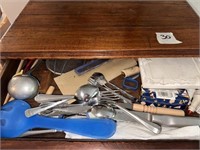 CONTENTS OF CABINET (CABINET NOT INCLUDED)