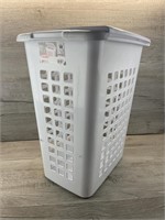 STERILITE LIFT TOP PLASTIC LAUNDRY HAMPER WHITE