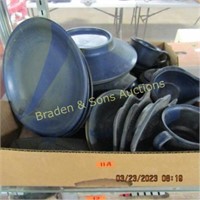 BOX OF DISHES