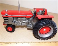 Ertl Massey Ferguson 1100 Diesel Farm Show Tractor