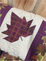 Queen size Quilt Fall pattern Nice weight!