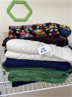 Misc. Blankets / Quilt