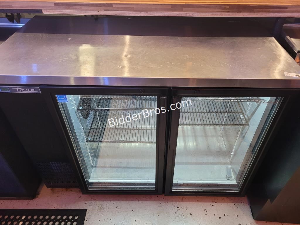 True TBB-24-48G-HC-LD 49 1/8" Bar Refrigerator -