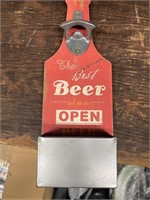 Beer opener