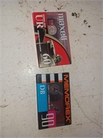 2 Cassettes 4 tracks, scellées