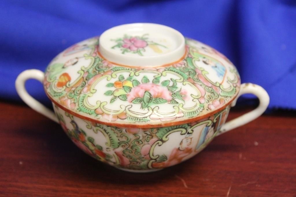 A Chinese Rose Medallion Cup and Lid