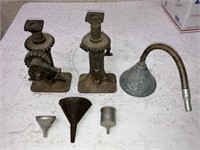 Antique Cast Iron Car Jacks/Coleman No 0 Filter KB