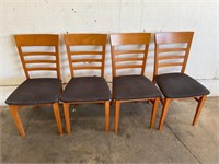 4 Nice Dining Room Chairs