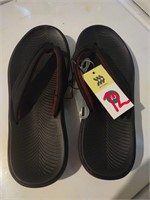 NEW Men's Tyler Flip Flop Sandals Size 12