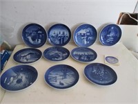 VINTAGE ROYAL COPENHAGEN & OTHER BLUE PLATES