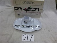 Oneida Cow Plates 7 Cups