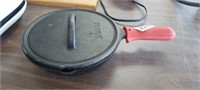 LODGE 5" CAST IRON SKILLET W/ LID, SILICONE HANDLE