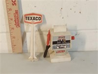 Buddy L Texaco gas pump + sign