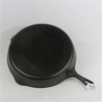 WAGNER WARE SIDNEY -O- #12 CAST IRON SKILLET