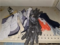 Lot of Working Gloves