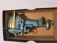 1954 EVINRUDE BIG TWIN TOY OUTBOARD MOTOR