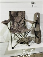 2 folding camping chairs