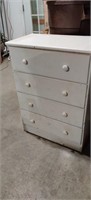 4 Drawer Solid Wood Chest of Drawers. Needs