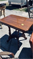 Antique Pallor Table