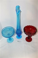 3 Colored Glassware