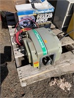 Hardly used 12 V power winch