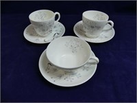 TRAY: 3 WEDGEWOOD CUPS/SAUCERS