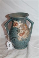 Roseville Magnolia Pottery 90-7"