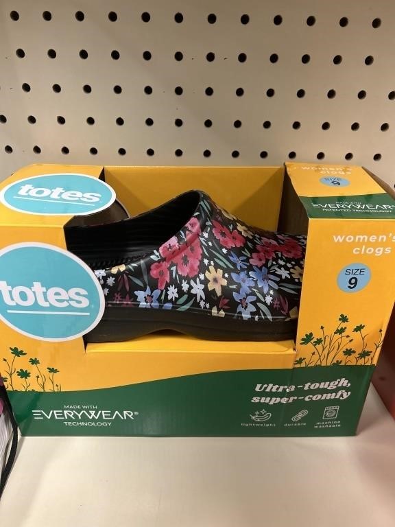 Totes womens clogs 9