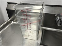 (3) CAMBRO 4 QT CONTAINERS W/ LIDS