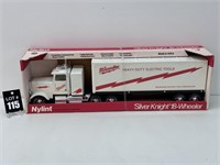 NYLINT Silver Knight 18-Wheeler Milwaukee