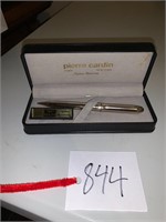 PIERRE CARDIN PEN IN BOX